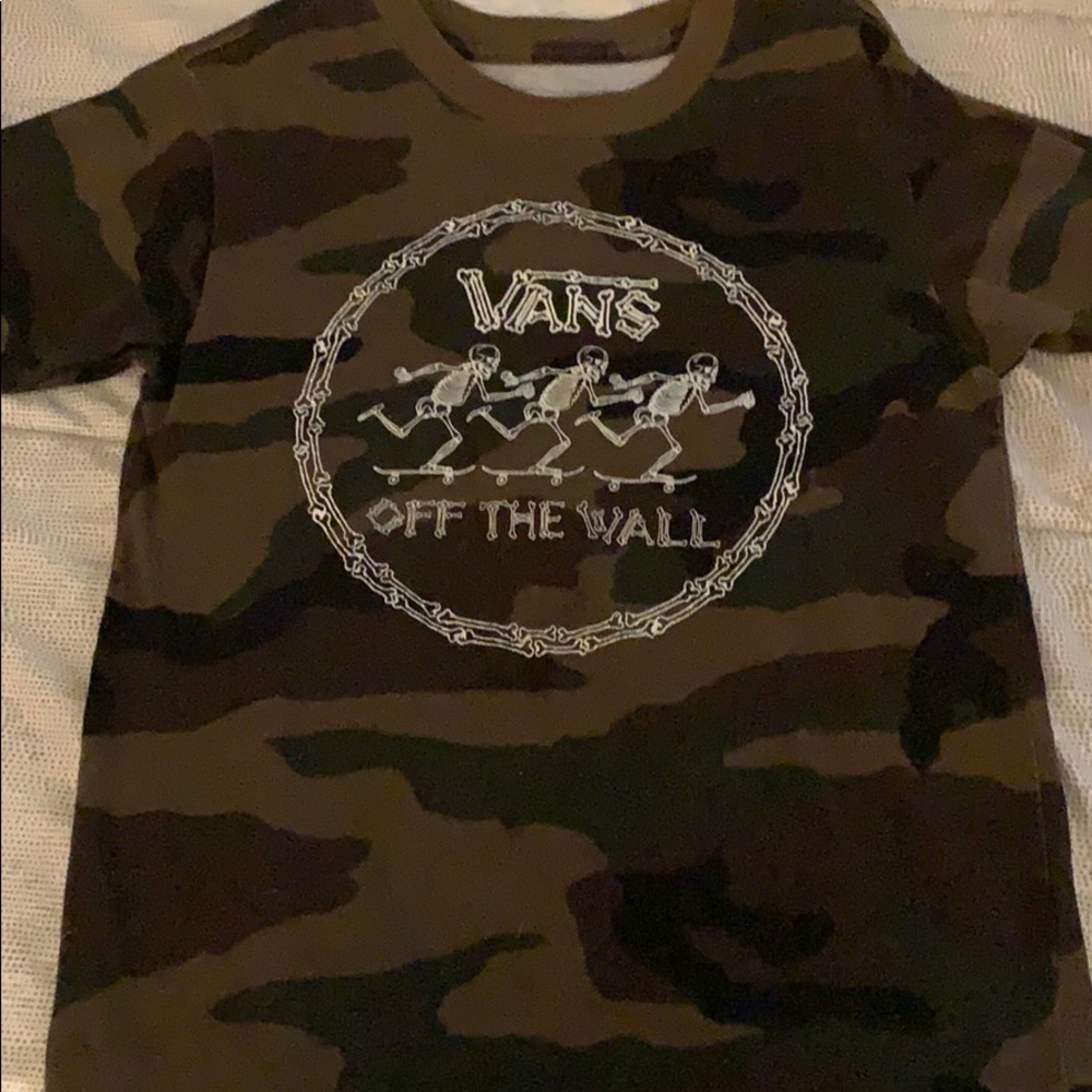 Boys T- Shirt Worn once